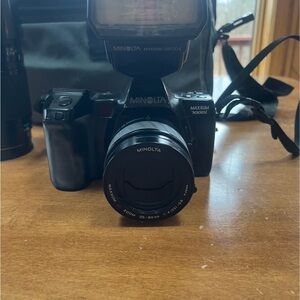 Minolta Maxxum 7000i Black Digital Camera